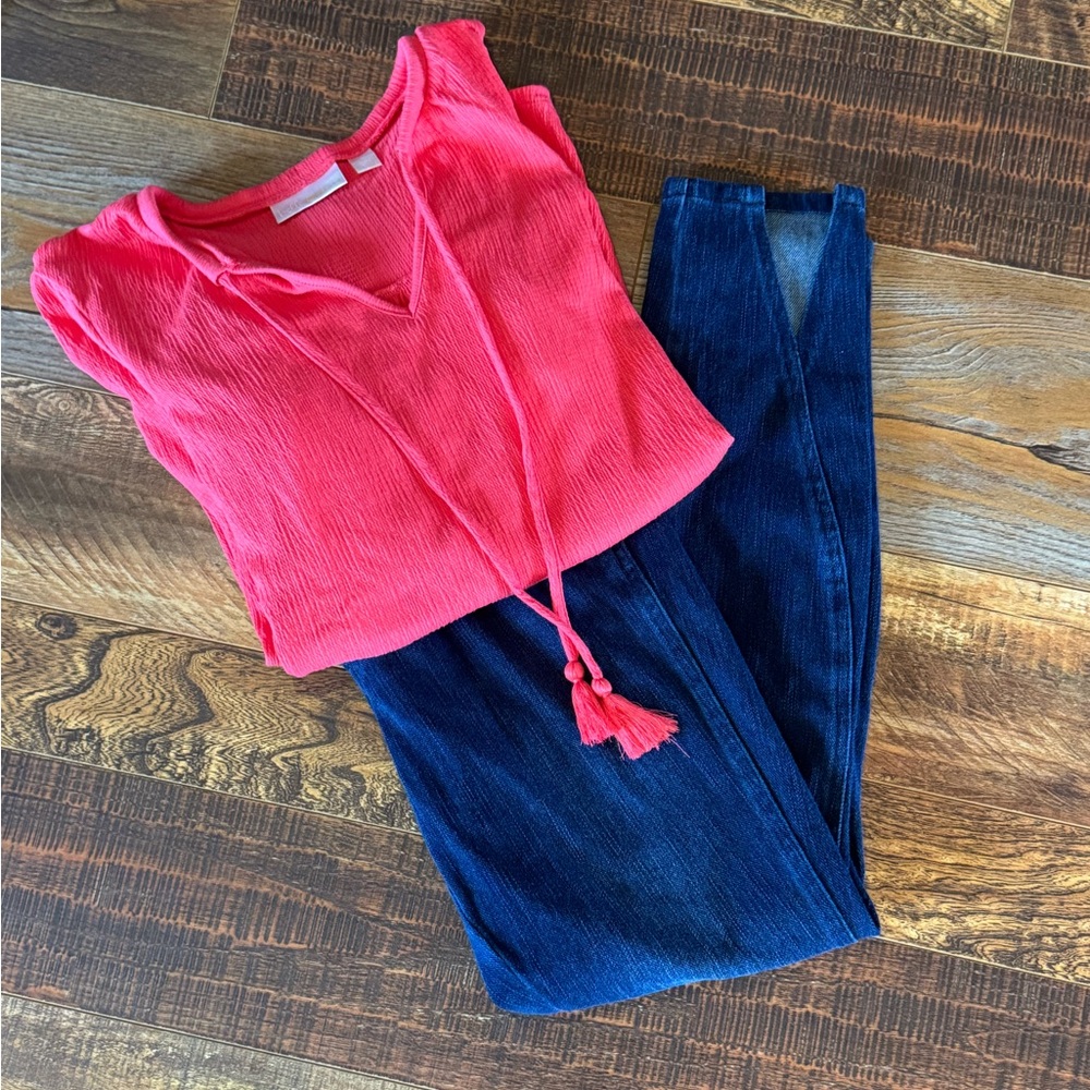 Bundle: Pink V Neck Long Sleeve Shirt & Diagonal Seam Jeggings